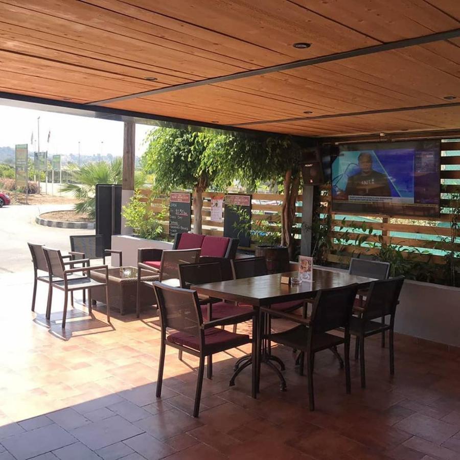 Terrazza Suites Pafos Exterior foto