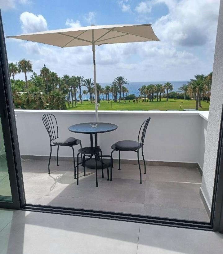 Terrazza Suites Pafos Exterior foto